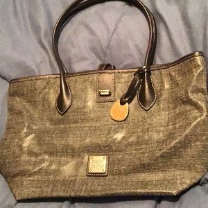 Dooney & Bourke Purse